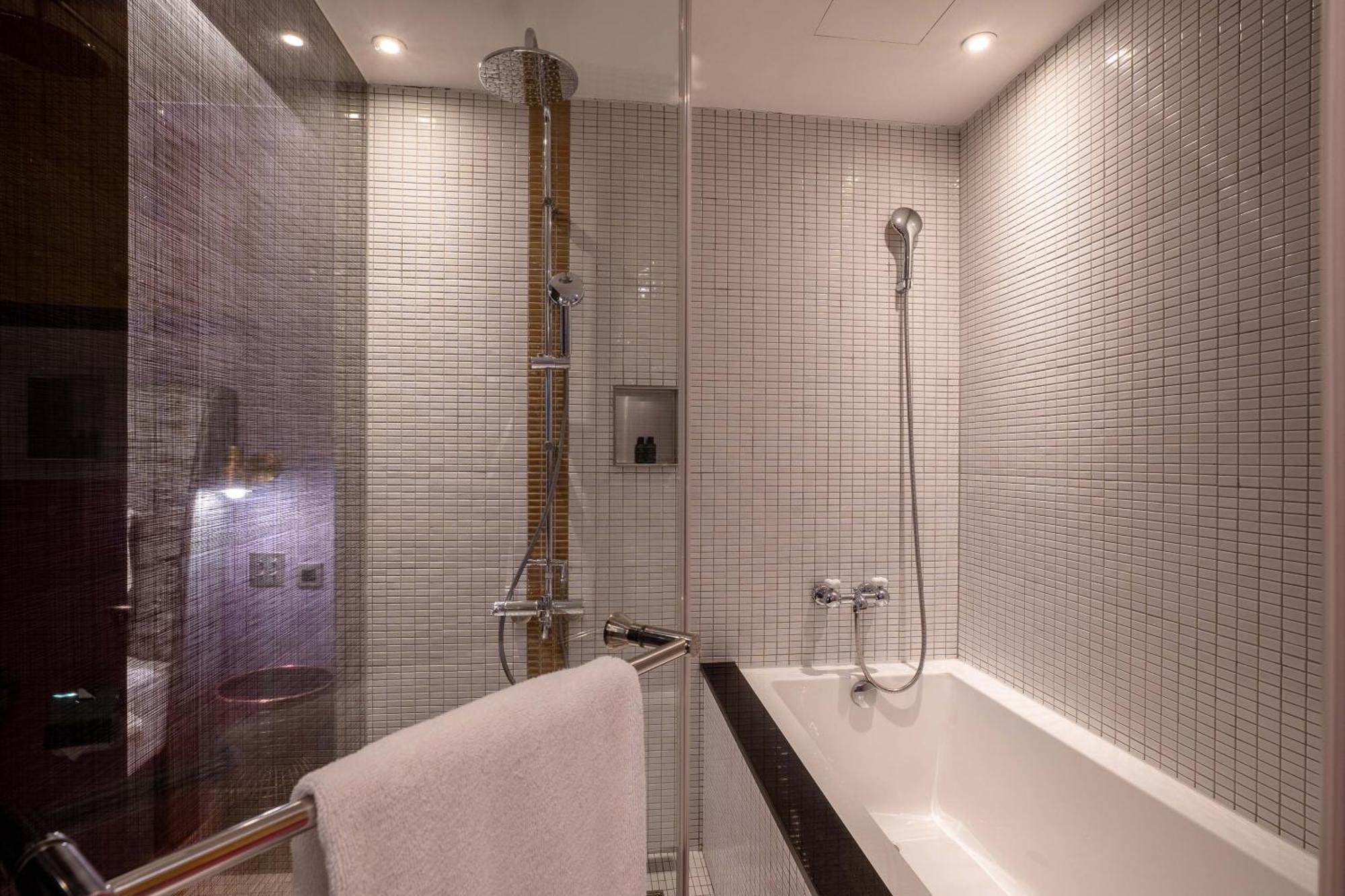 Check Inn Hive Luodong Kamer foto